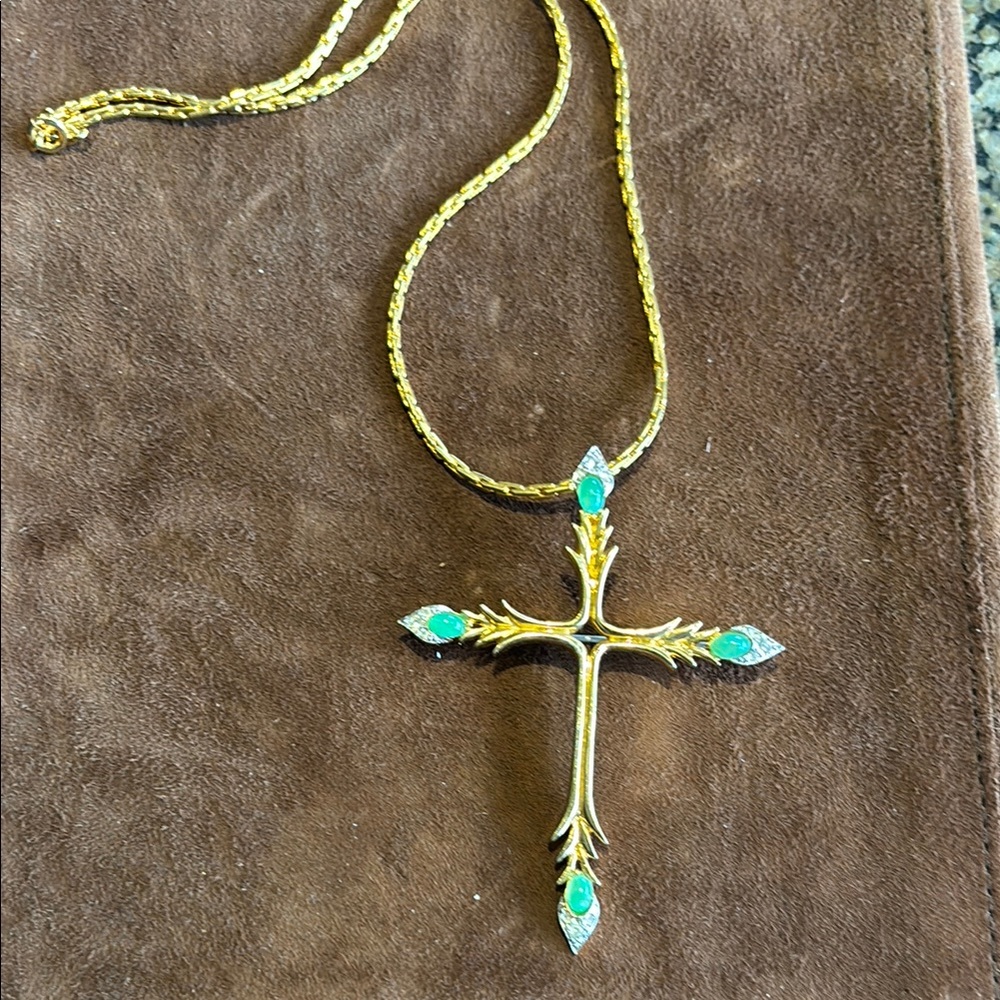 Elegant Gold and Green Cross Pendant Necklace. Chain 17 inch. Not gold